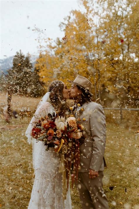 fall elegant wedding ideas|modern wedding style in autumn.